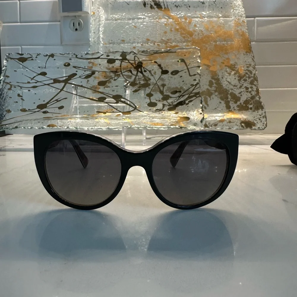 Dolce & Gabbana Black Sunglasses - Picture 1 of 4